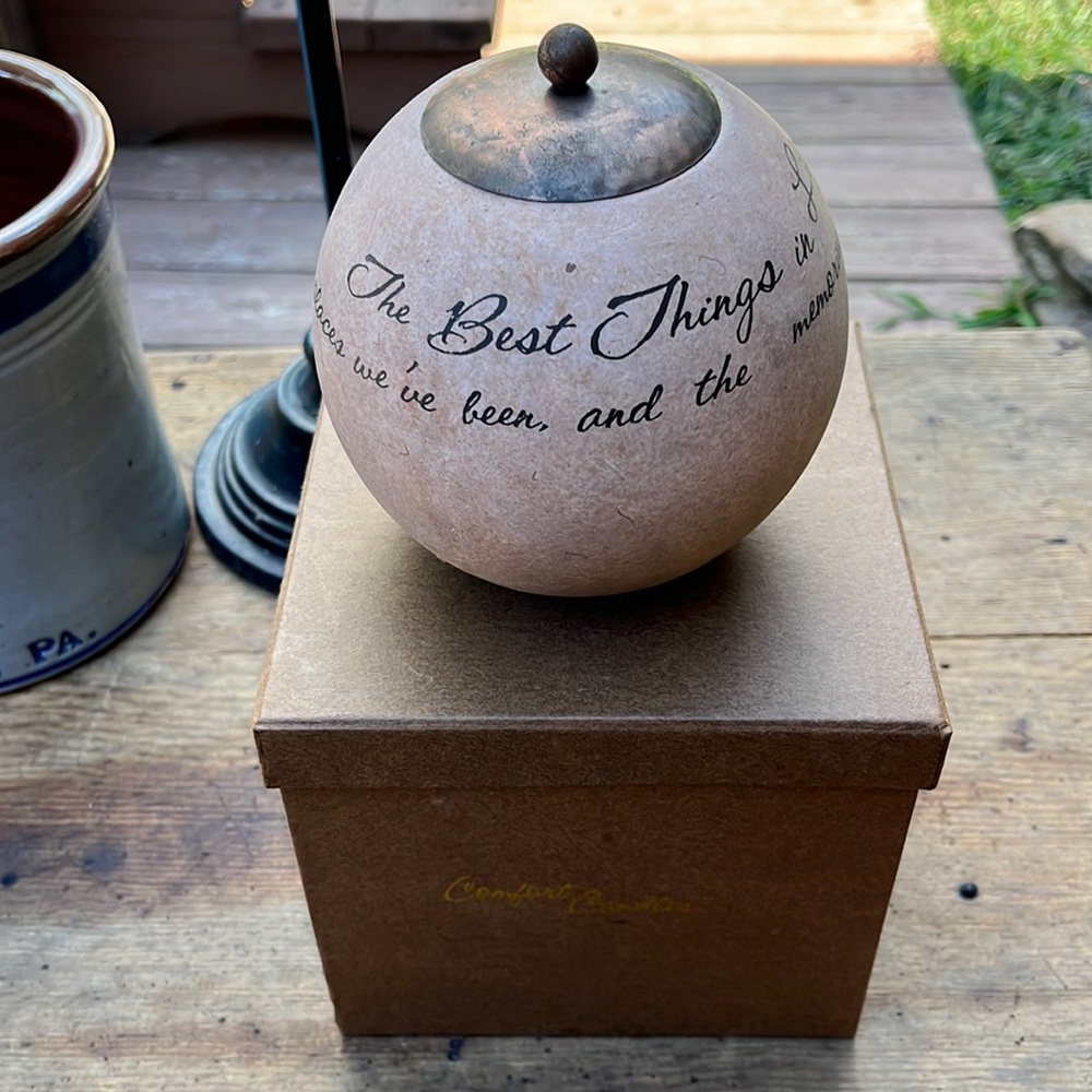 Comfort candle holder the best things in life